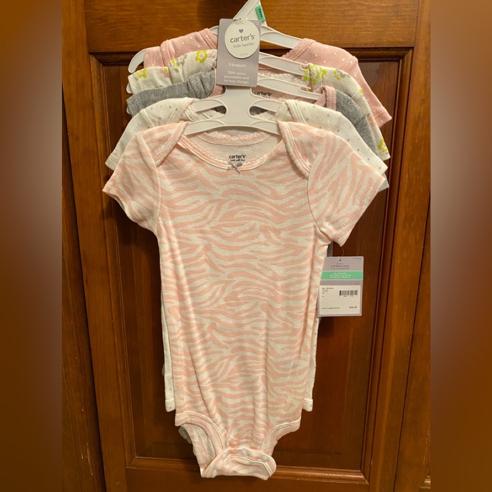 NWT. Baby Carter’s Little Layette, 5 Pack Bodysuit, 18M